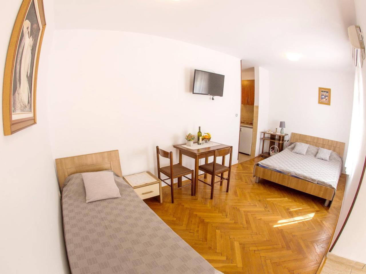 Apartments Angela Budva Exterior photo