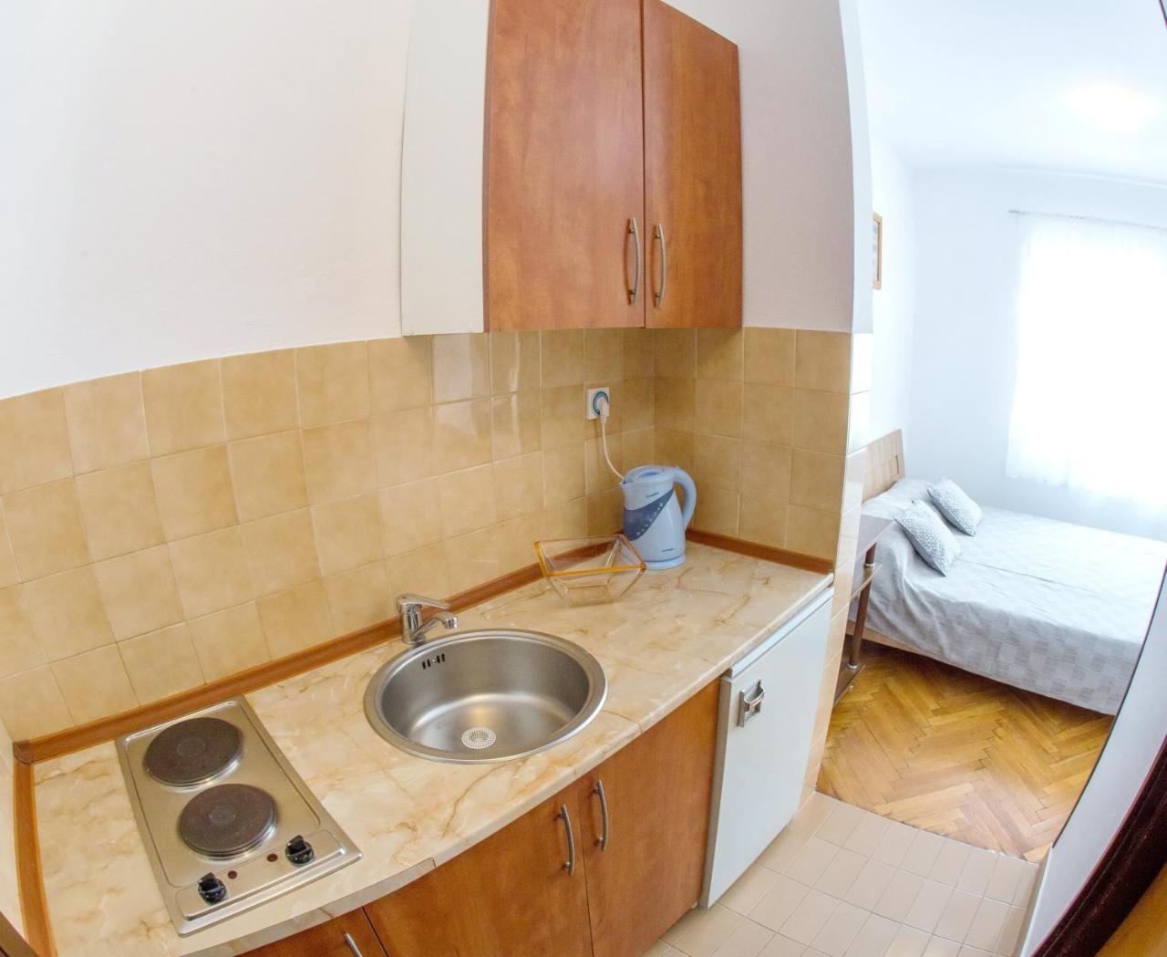 Apartments Angela Budva Exterior photo