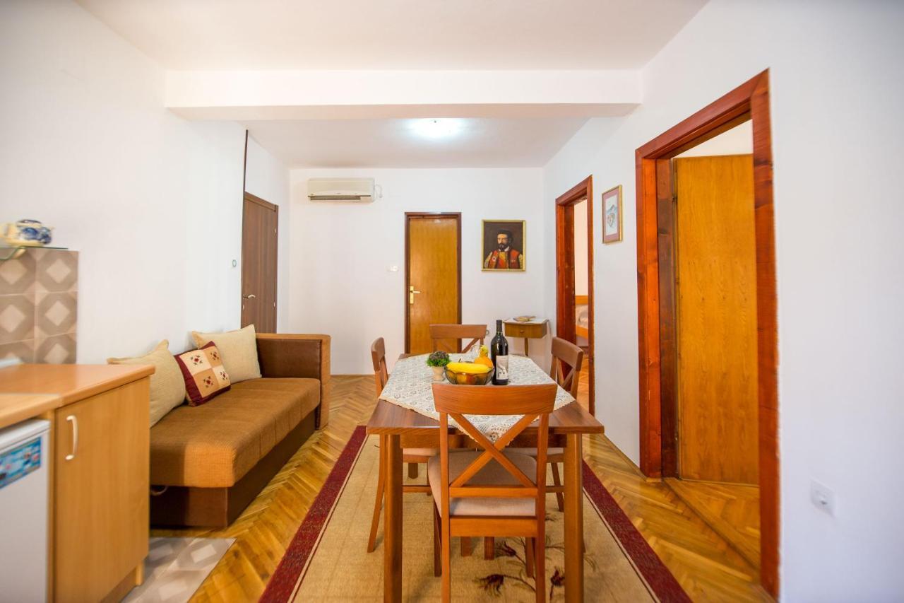 Apartments Angela Budva Exterior photo